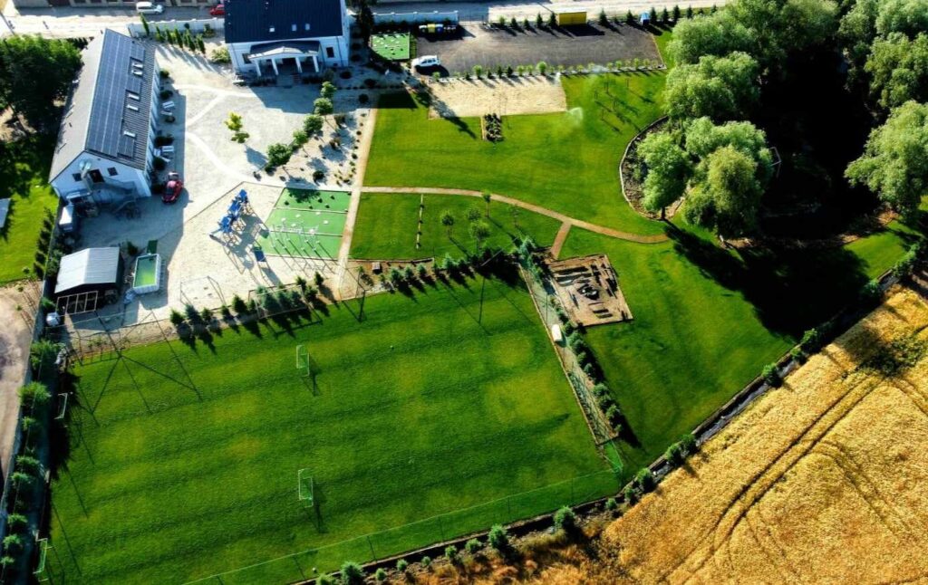 Folwark matecznik teren