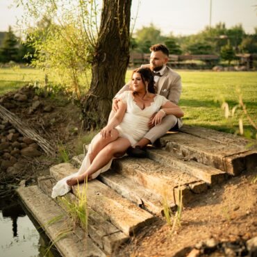 Sesja ślubna przy zachodzie słońca