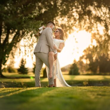 Sesja ślubna przy zachodzie słońca