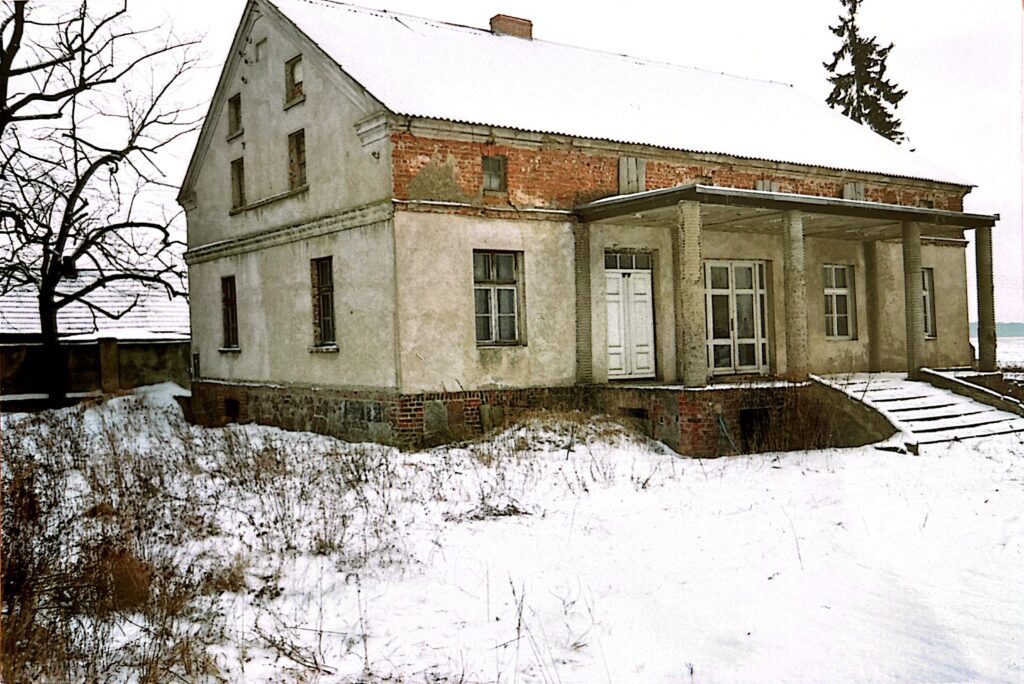 Dworek z XIX w.
